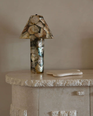 Sofia Lamp, Oyster Shell Lighting En Gold