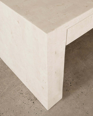 Mala Desk Desk En Gold