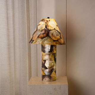 Sofia Lamp, Oyster Shell Lighting En Gold