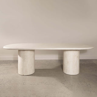 Paradis Oval Dining Table | Spanish Beige Marble Dining Table En Gold