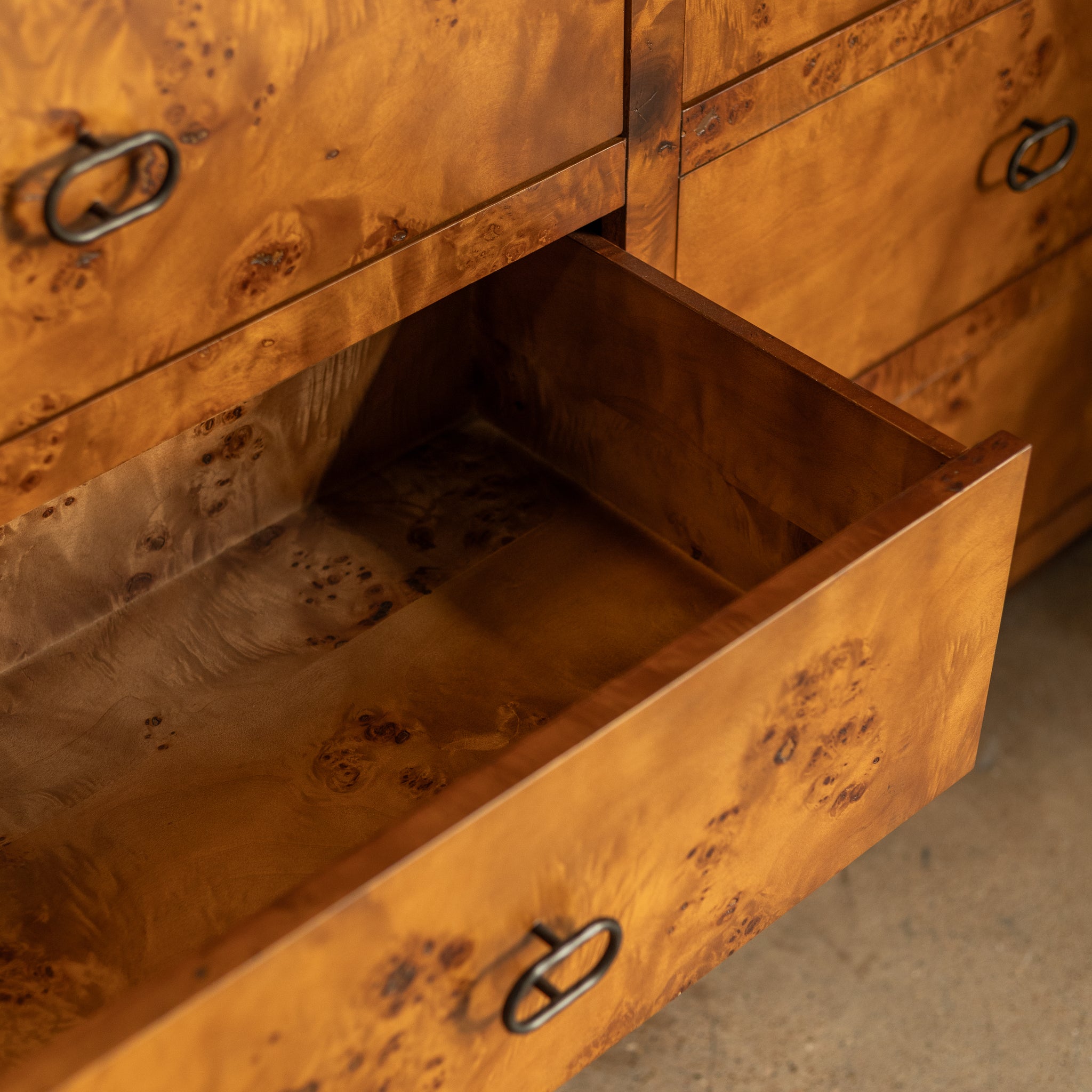 Zephyr Side Table | Cognac Burl