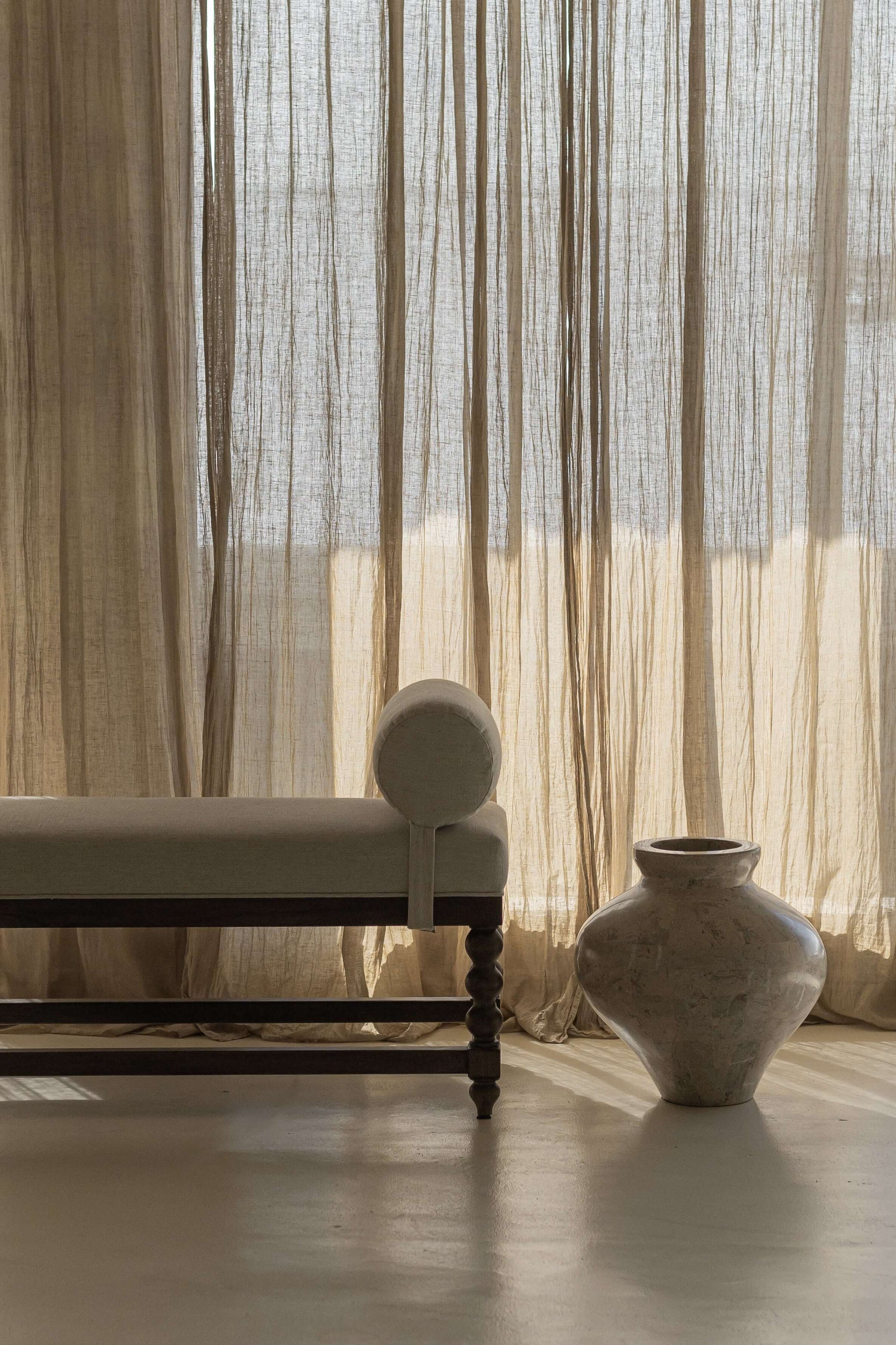 Santos Bench Seating En Gold